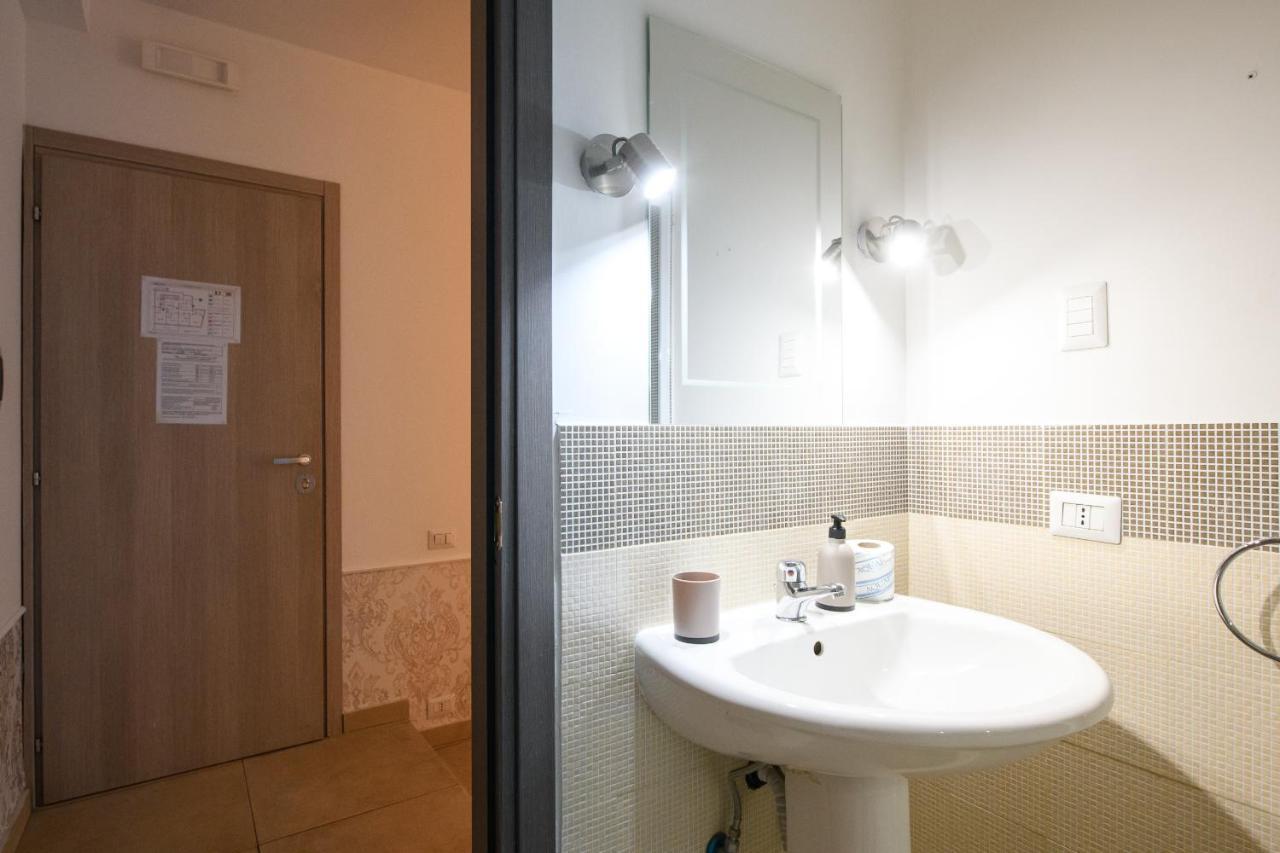 Aurelio Deluxe Rooms Рим Экстерьер фото