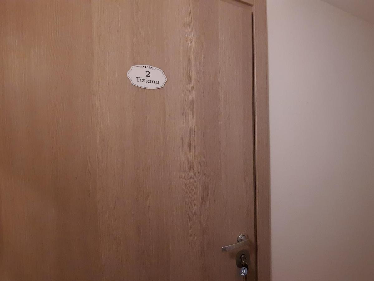 Aurelio Deluxe Rooms Рим Экстерьер фото