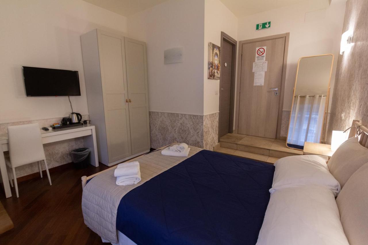 Aurelio Deluxe Rooms Рим Экстерьер фото