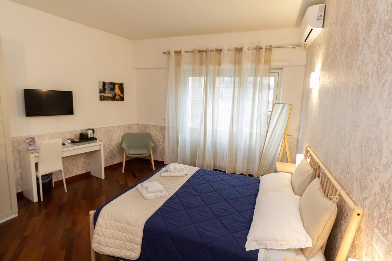 Aurelio Deluxe Rooms Рим Экстерьер фото