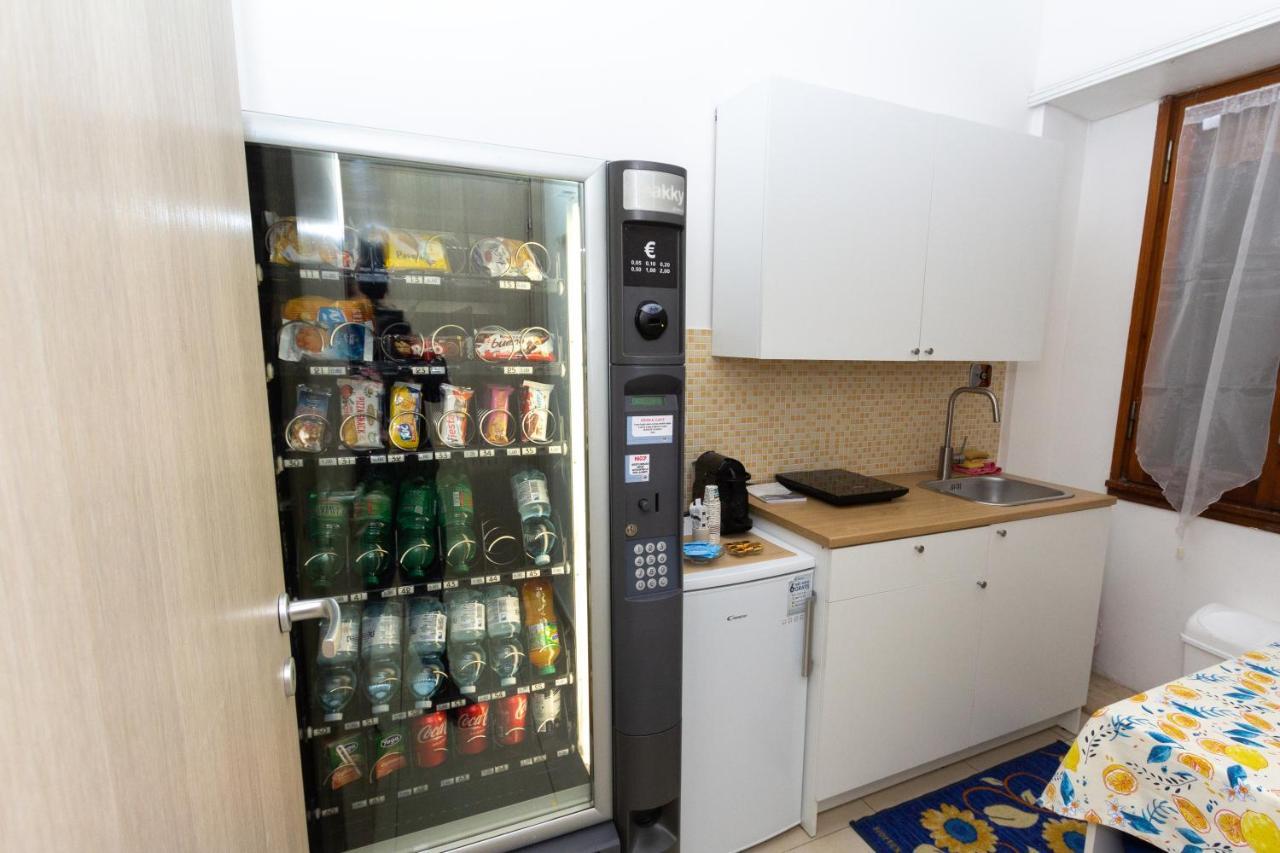 Aurelio Deluxe Rooms Рим Экстерьер фото