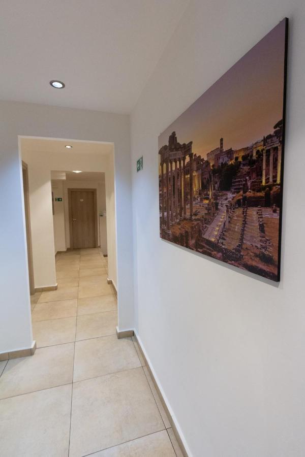 Aurelio Deluxe Rooms Рим Экстерьер фото